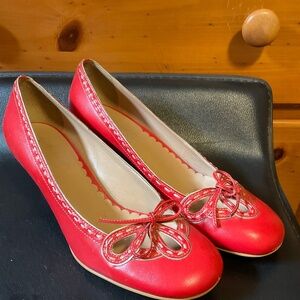 Crazy Cute Litte Red Heels - Franco Sarto - size 7